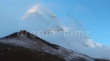 喜马拉雅山日落景色与珠穆朗玛峰结束视频
